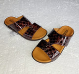 Mister duchini brown leather textured arabic sandals