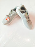 Oaklan grey textured sneakers ( box packaging)