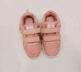 KangaRoos double strap shoes