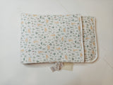 Juniors bunny printed padded blanket