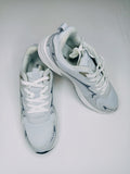 Max light textured shoes