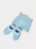 Juniors blue ribbed Cap & Booties (set of 2)
