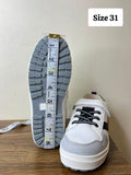 R&B white colorblock single strap shoes