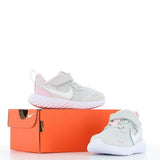 Nike Revolution 5 grey textured shoes (Box Packaging)